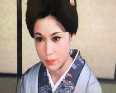 Mujer en la ladera　邦題　坂の上の女性